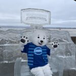 Did you get a picture on this year's ice throne? Blizzy did!
